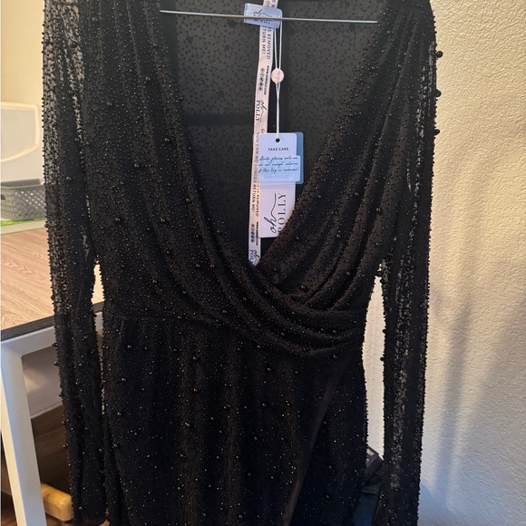 Oh Polly Dresses & Skirts - NWT Oh Polly Black Sparkle Dress